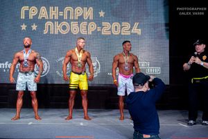 MEN'S PHYSIQUE-НОВИЧКИ